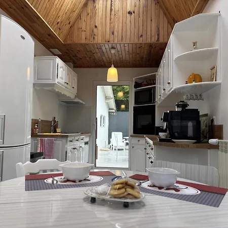 Maison Au Calme, Animaux Acceptes - 4 Pers. - Fr-1-489-639